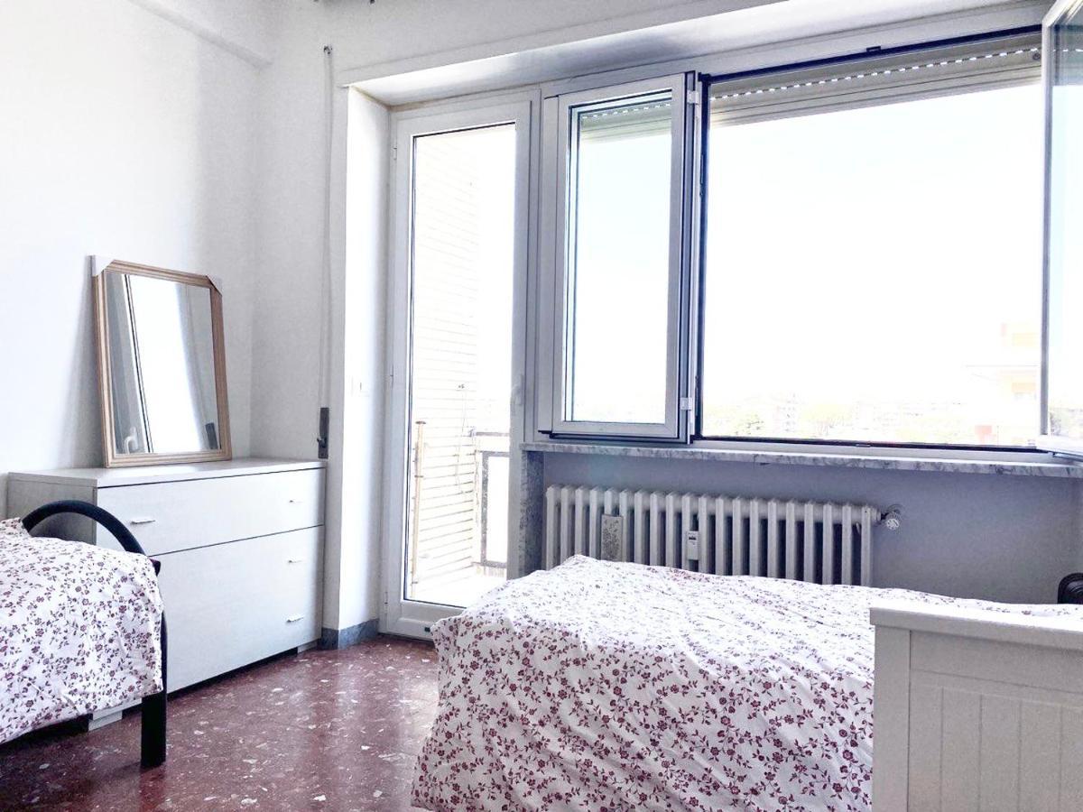 Female Dormitory For Only Female Bed & Breakfast Rome Exterior photo
